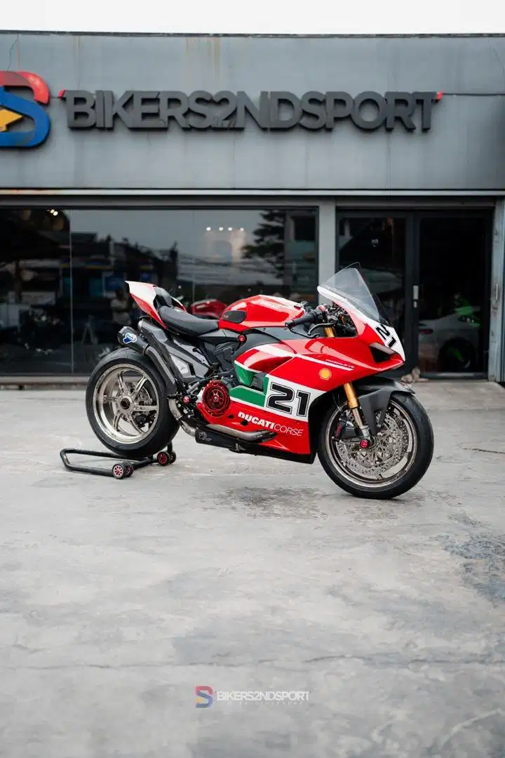 DUCATI PANIGALE V2 TROY BAYLESS MODIF z900 r6 monster