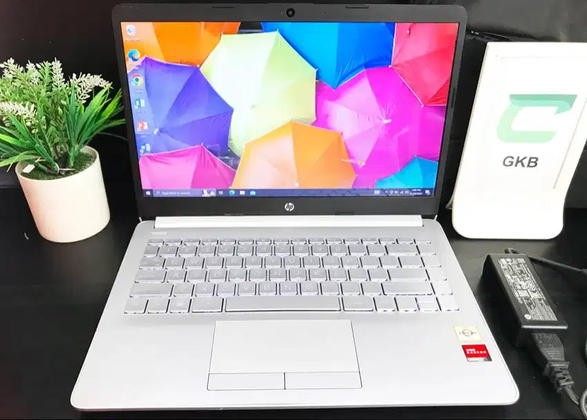 Laptop HP 14s Athlon Gold Ram 8gb VGA 2gb cocok 3D Editing video dan G