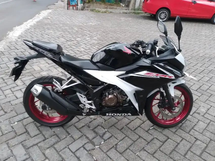 CBR 150 CC DP MURAH 500 RIBU, ANGSURAN RENDAH