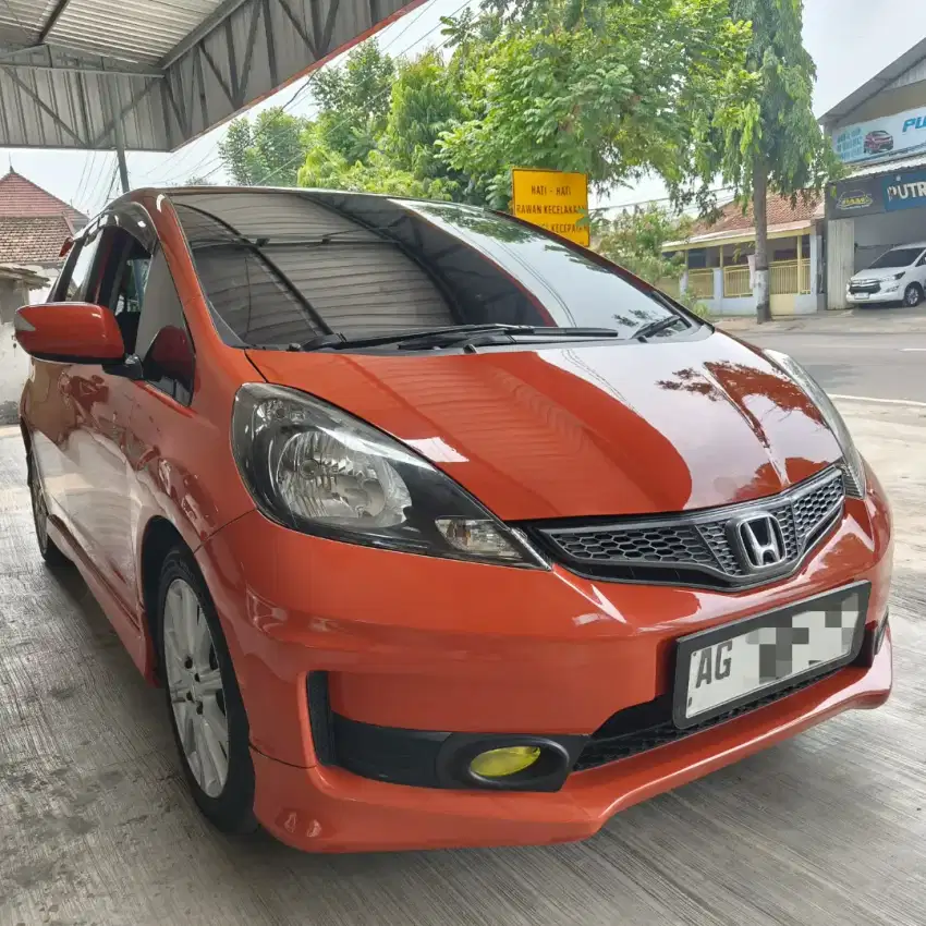 Jazz 1.5 RS Facelift Matic 2013.Plat lokal AG.