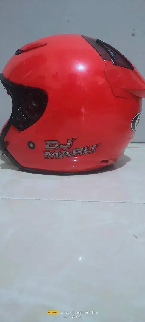 Helm KYT DJ Maru