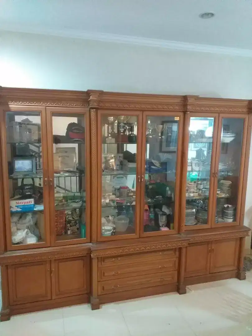 lemari buffet etalase kayu jati mewah jual murah