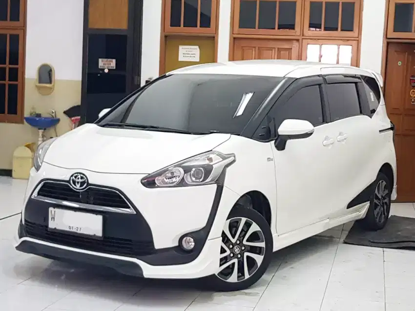 Dp25jt Sienta 2017 Pmk V 1.5 Automatic Putih W Tg1 AT 2016 Terawat Ori