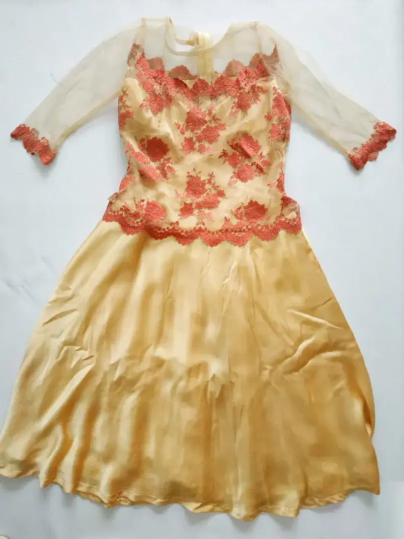 Dress pesta brokat