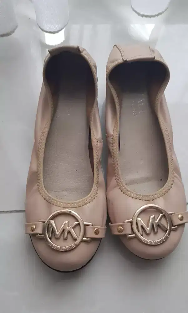 Sepatu WEDGES MK (3cm )