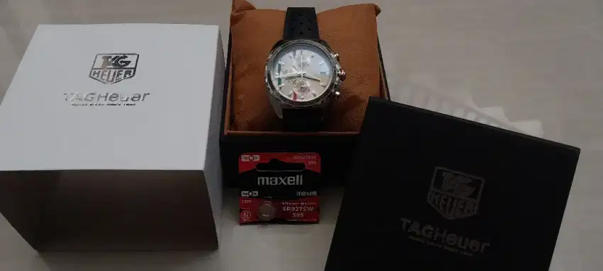 Jam Tangan cowok merk Tag Heuer/TAGHeuer