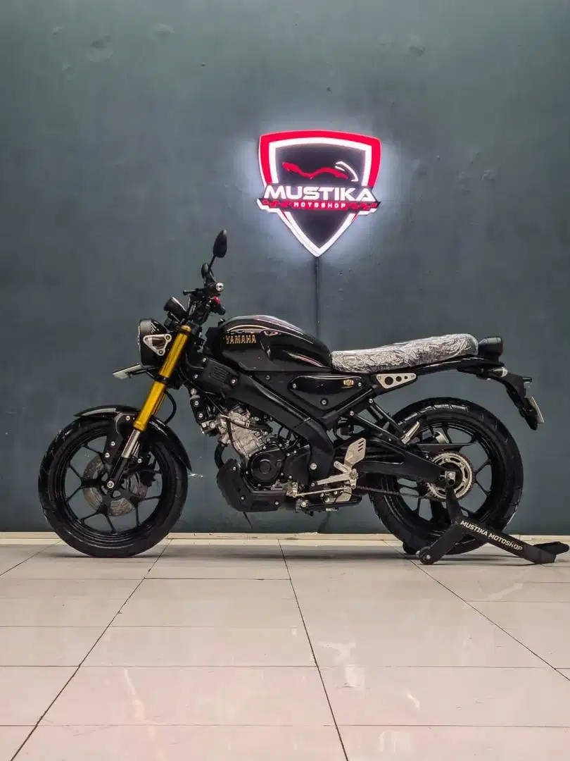 KM 2rb Istimewa‼️ Yamaha XSR 155 2023 Like new - Zaky Mustika