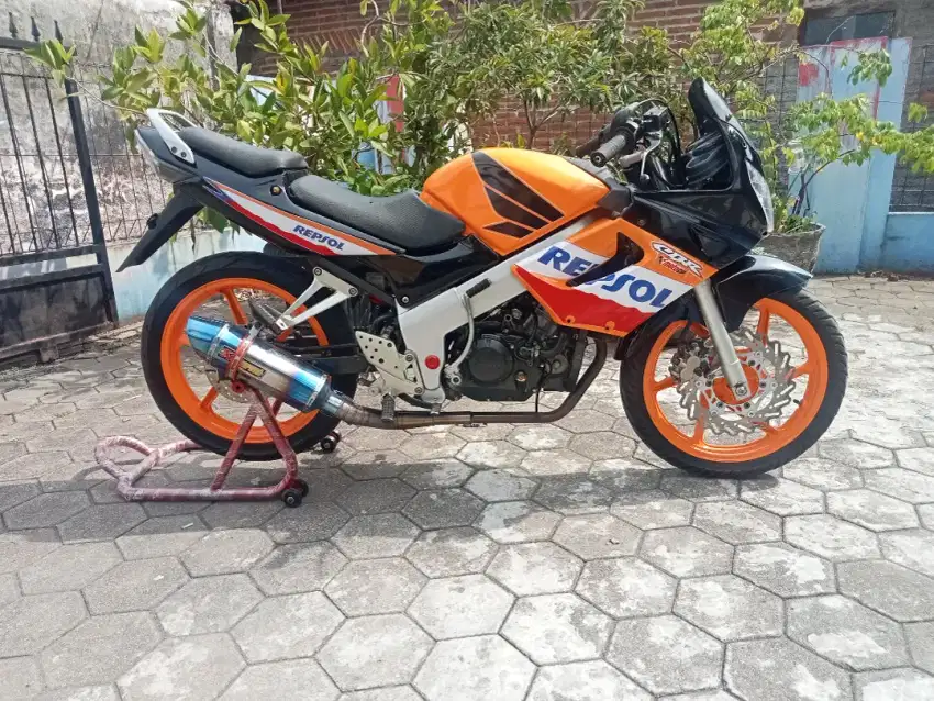 Honda CBR 150 Old CBU Thailand 2008