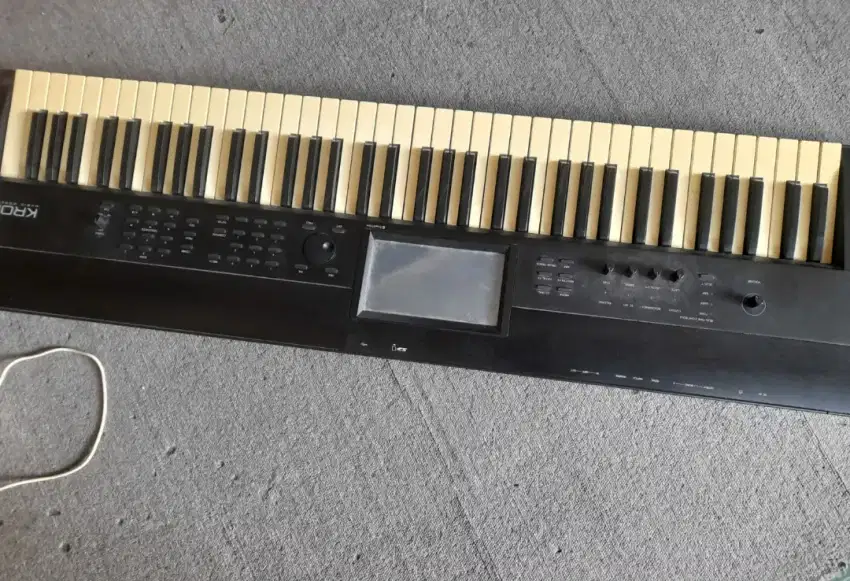 Keyboard korg krome73