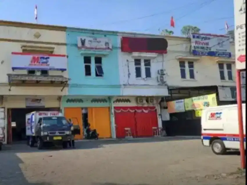 Ruko dkt pasar Ciluar bogor utara