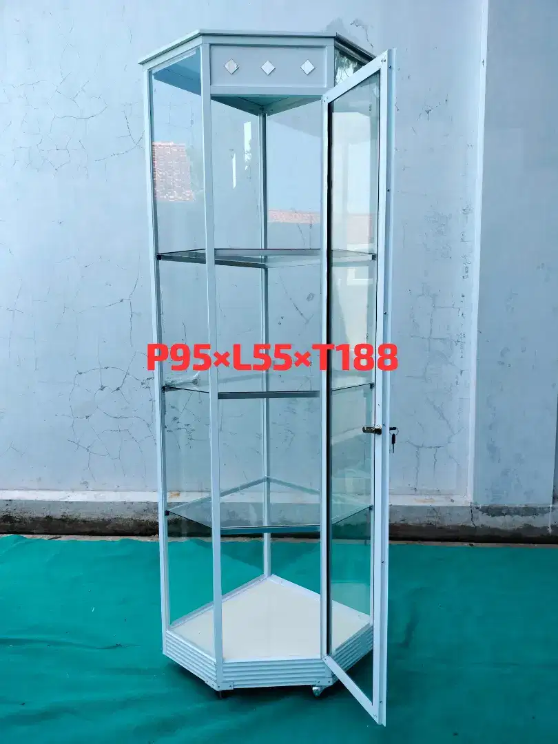 Lemari pojok segi 5 aluminium