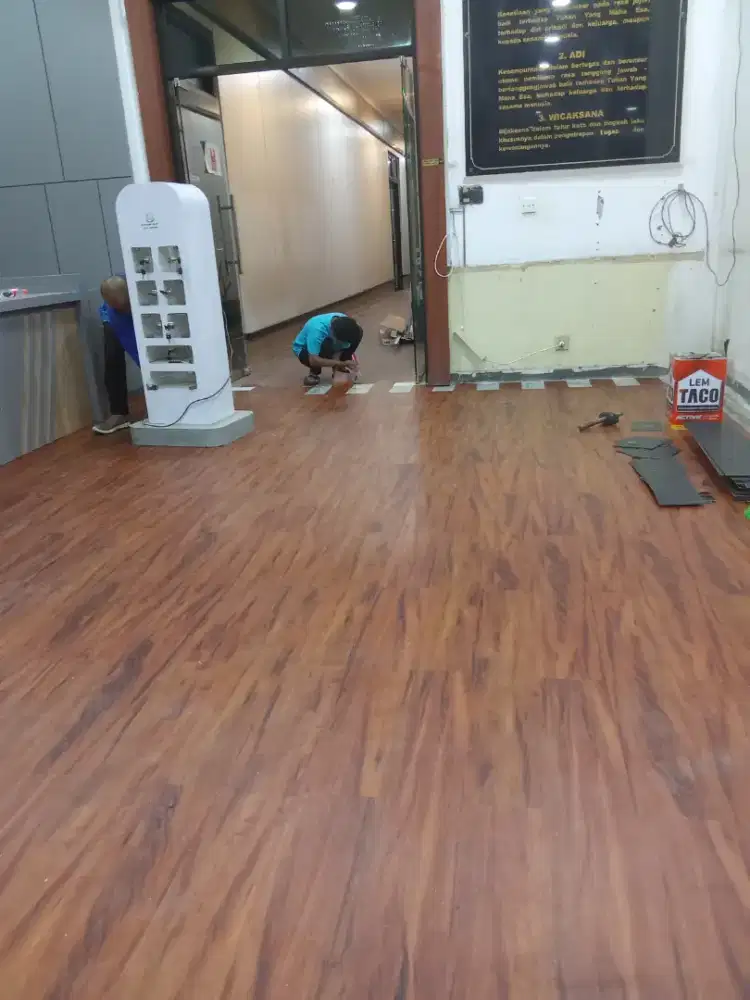 Jasa pasang & menjual vinyl lantai