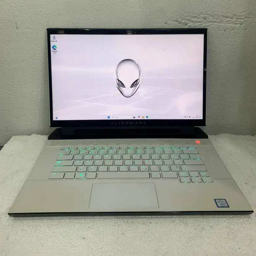 DELL ALIENWARE M15 R2 Core i7 Gen 9 RAM 16/512GB Nvidia GeForce M-TM