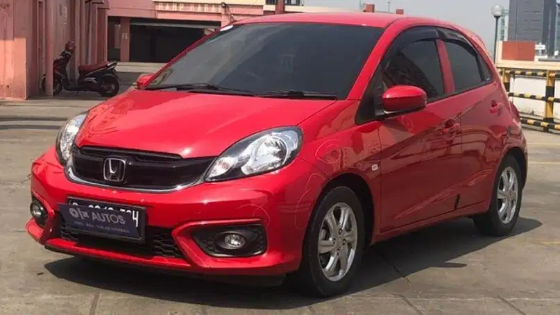 Pajak Panjang TDP 7,JT Honda Brio Satya 1.2 E Bensin-AT Merah 2018