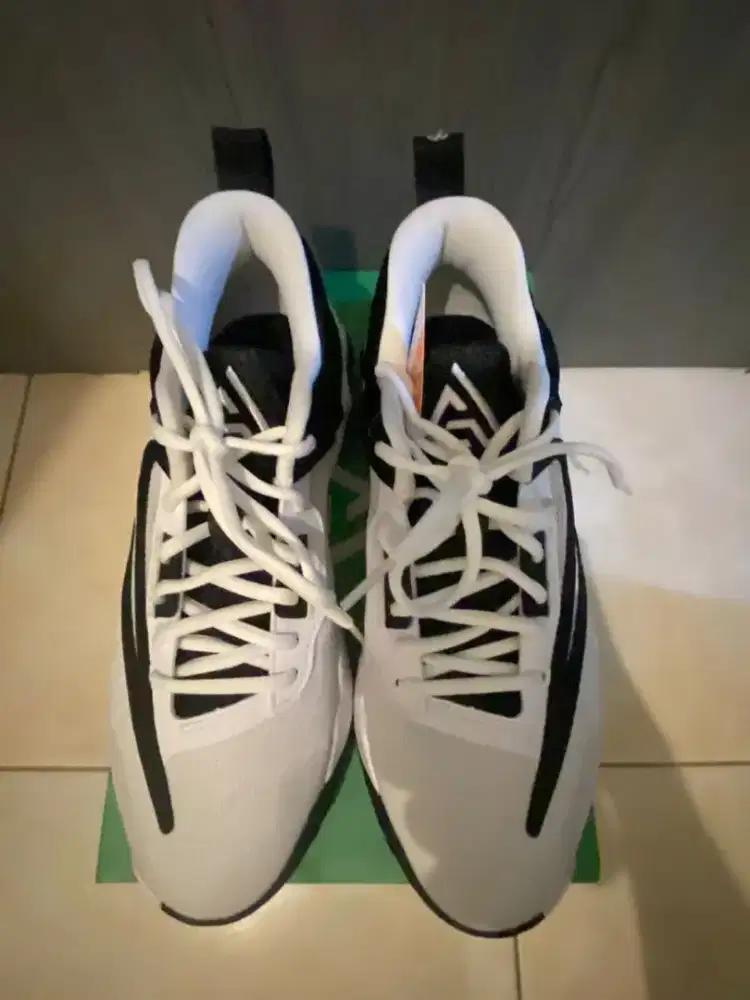 sepatu nike Basket Jordan