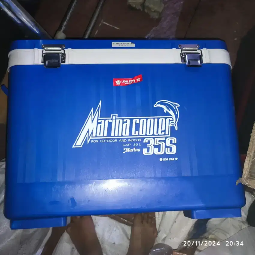 Cooler Box ukuran 35S 18S 72L