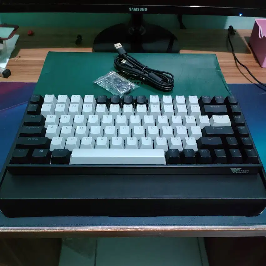 Vortex Series VX8 Pro RGB Mechanical Keyboard Modded Barebone