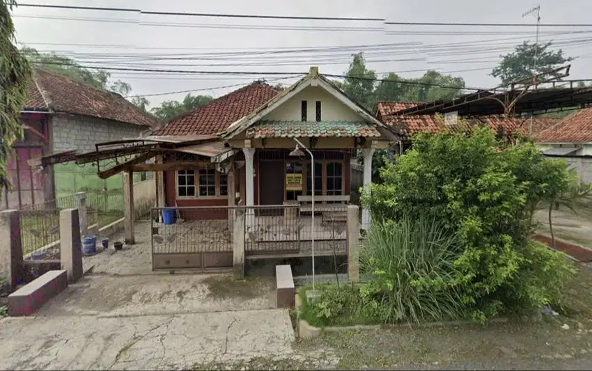 Rumah siap huni di Blora, cocok untuk usaha lokasi prima!