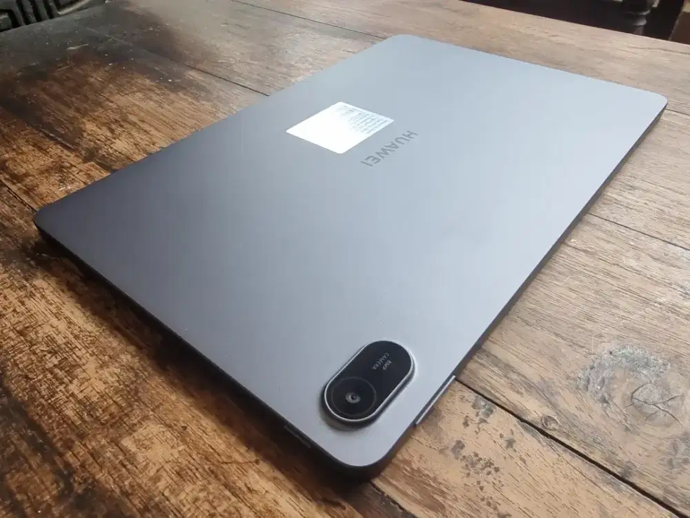 Huawei Matepad SE 11 + Keyboard + Stylus 99% Like New + Office Like PC