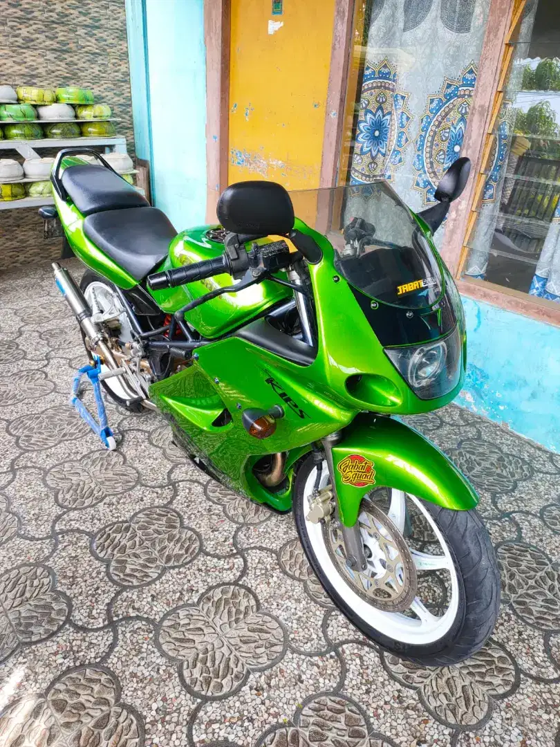 Kawasaki Ninja ZX CBU