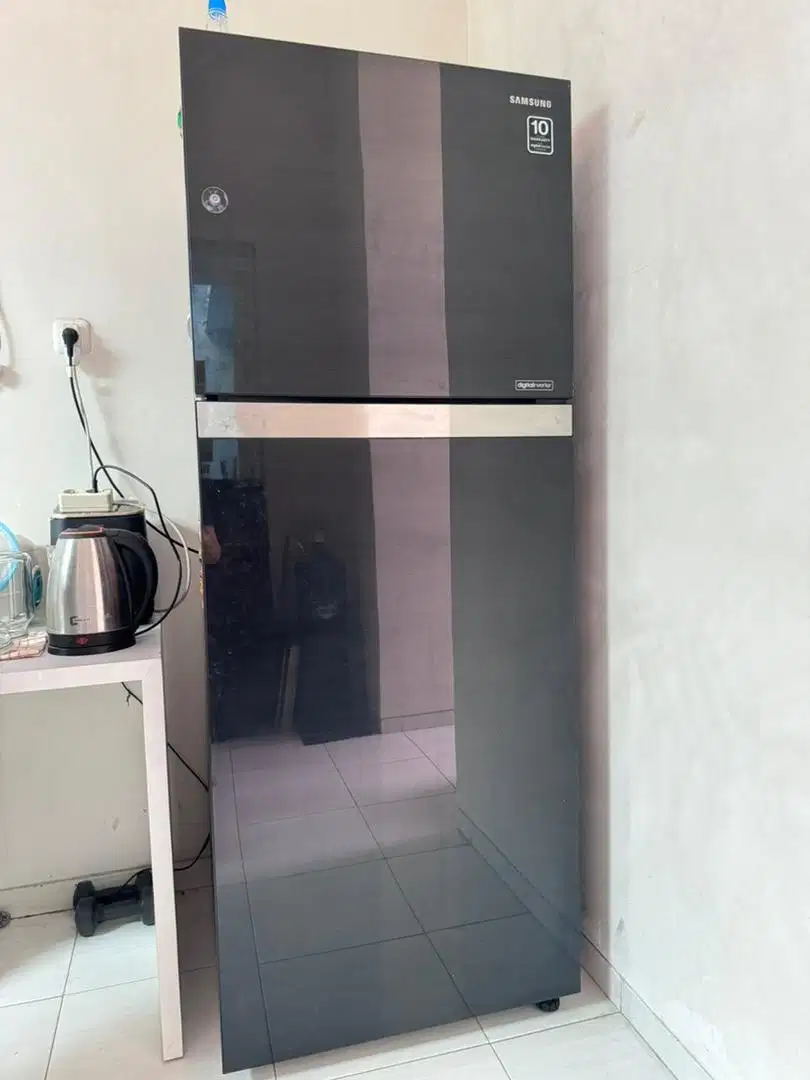 DIJUAL CEPAT : KULKAS SAMSUNG 2 PINTU DIGITAL INVERTER RT38FAUDDGL