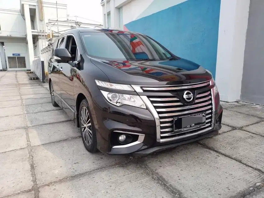 Nissan Elgrand HWS 2.5 2014 Hitam km 78rb
