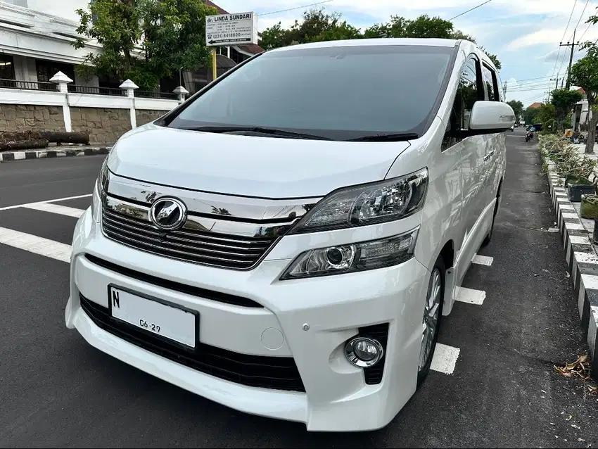 Toyota Vellfire ZG Premium Sound 2014 mulus terawat istimewa