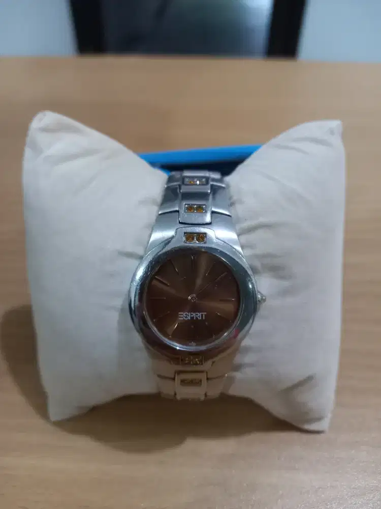 Jam tangan Esprit