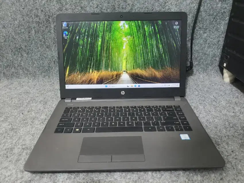 Laptop hp 240 / i3 7020 / Ram 4GB / HDD 1TB / 14 Inch