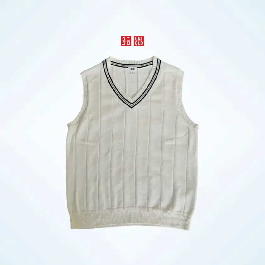 UNIQLO VEST WASHABLE VNECK KNIT