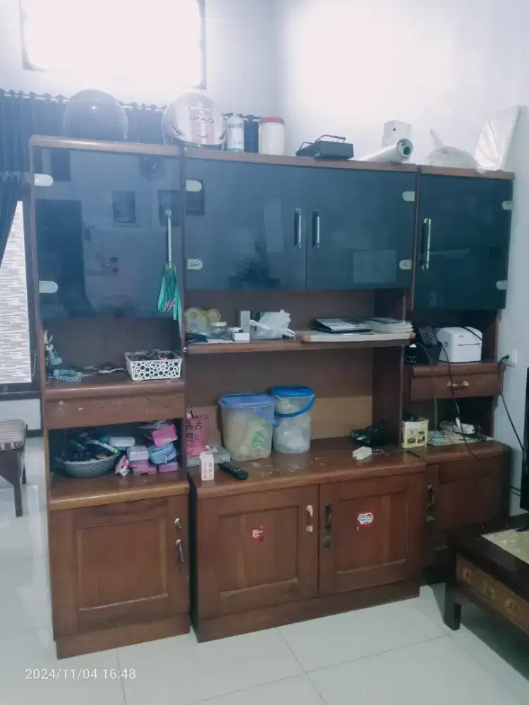 Lemari Rak TV (Bupet)..