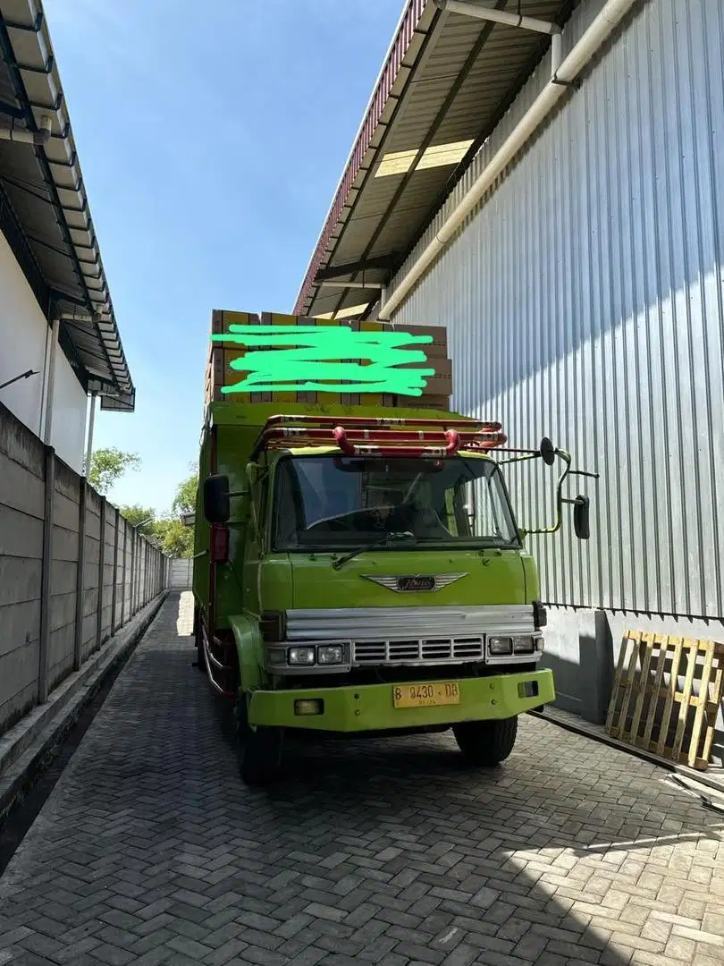 Dijual Hino Ranger Truk Bak 8,5 meter Kondisi Bagus TOP!