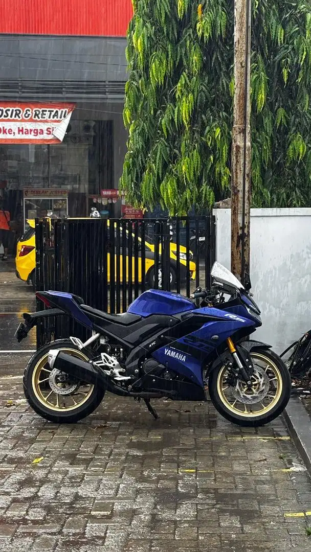 Di jual yamaha yzf r15 v3 2018