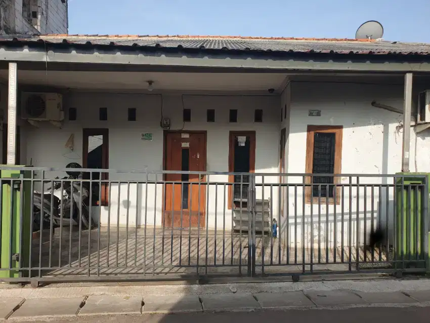 Di Jual rumah model 2 pintu,  cocok buat kontrakan