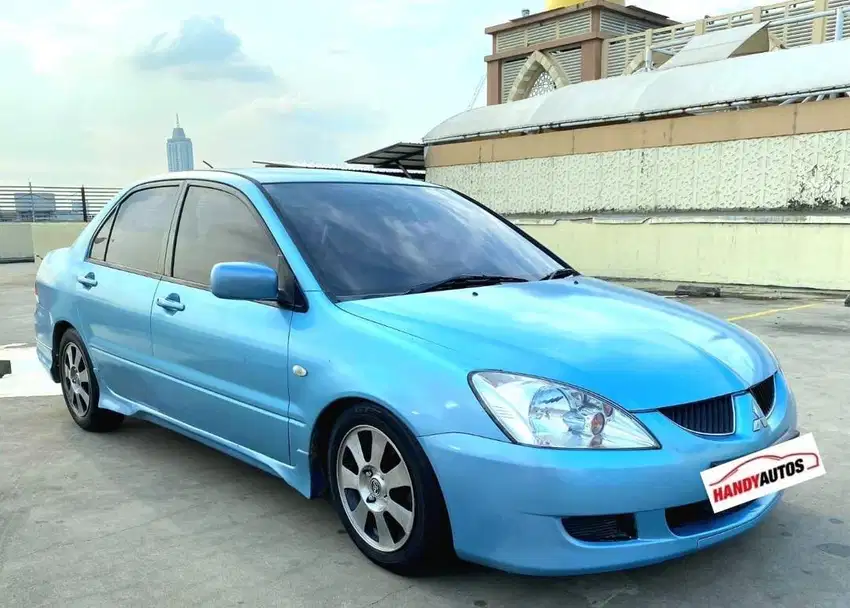 Mitsubishi Lancer 1.8 Tahun 2004 Manual Biru