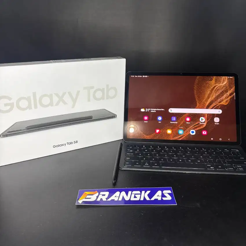 Samsung Galaxy TAB S8 + keyboard 8/128GB