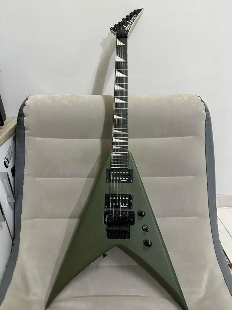 Jackson JS32 King V