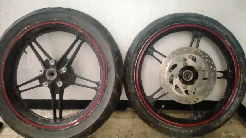 Velg vixion depan belakang