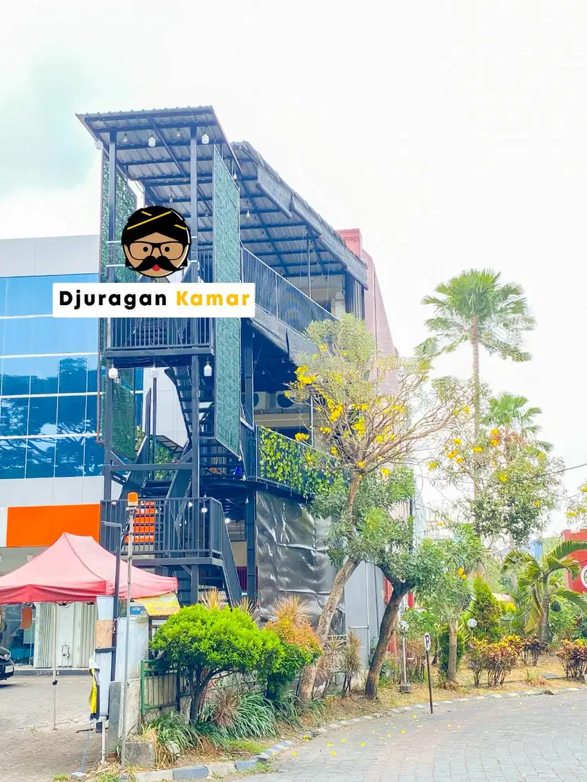 Djuragan Kamar Suhat