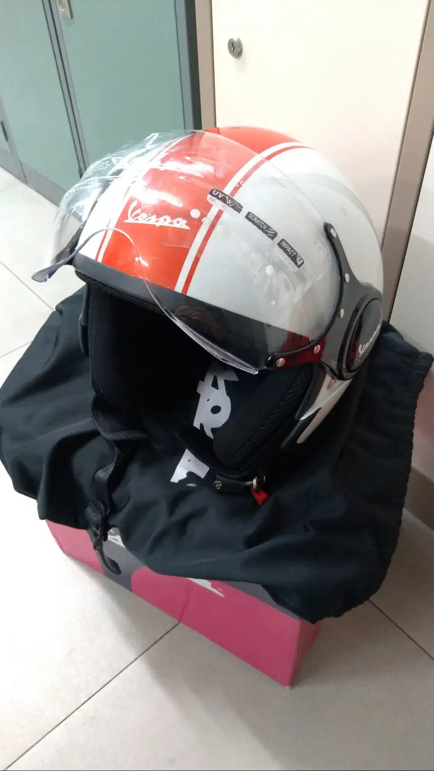 Helm Vespa Original White Innozenza - size L