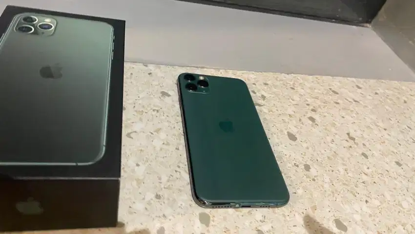 Iphone 11 pro max 256gb sepecial green new