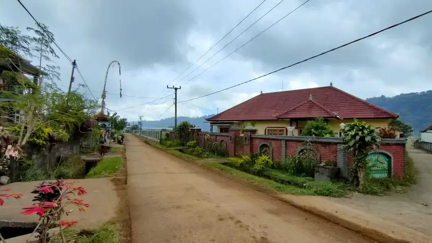 VILLA 10 KAMAR DEPAN DANAU BUYAN - BEDUGUL - BALI