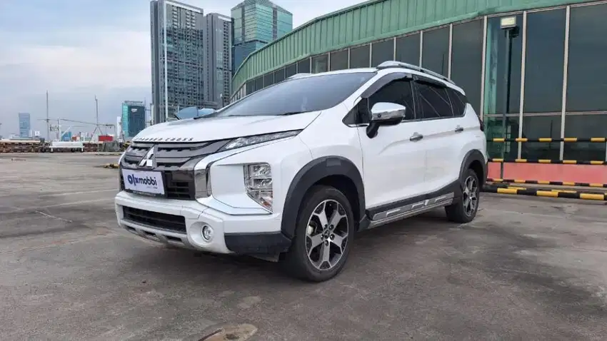 Like New  Mitsubishi Xpander 1.5 Cross Premium Package Bensin-AT 2021/