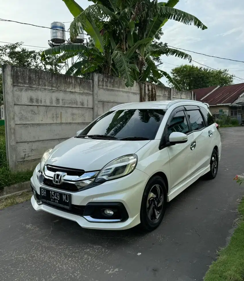 Di jual mobil pribadi