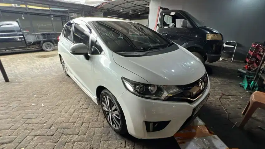 Jual cash Jazz RS 2015 AT