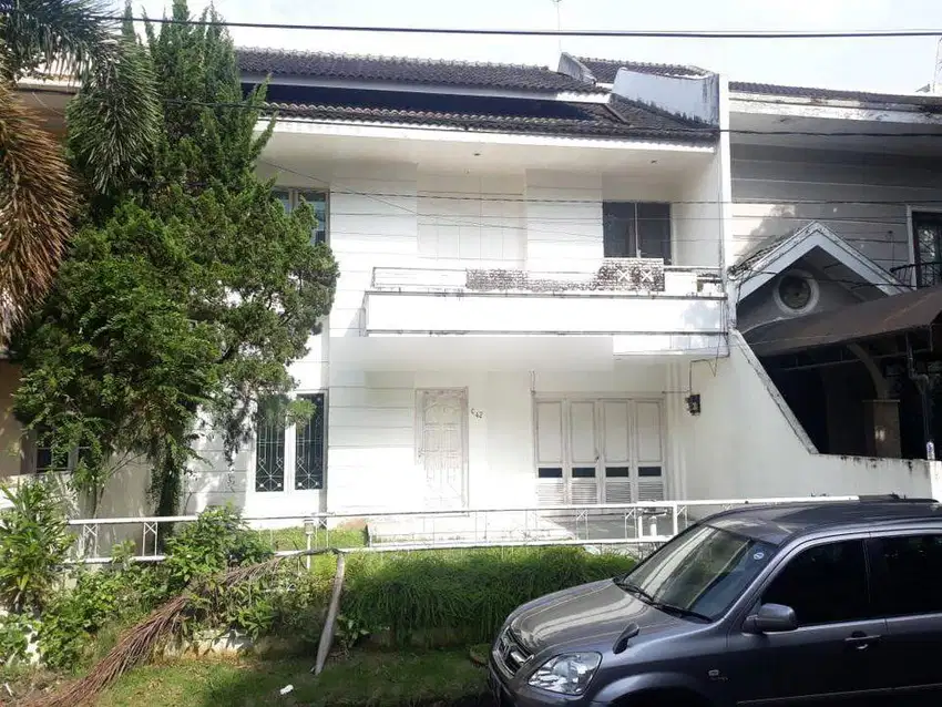 Rumah Komplek Malibu Blok C (R-0142)