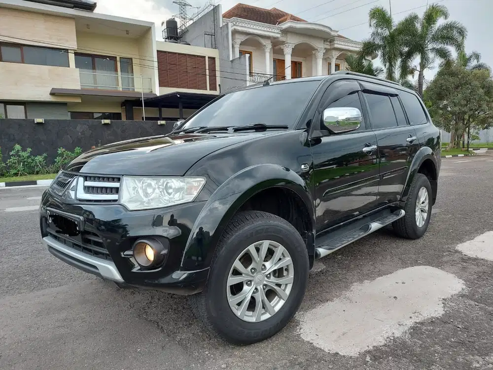 Mulus!!Mitsubishi Pajero Sport 2.5 Exceed 2015 AT dakar fortuner
