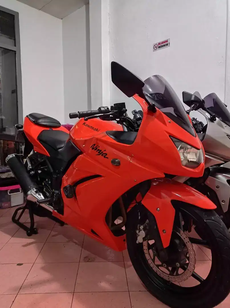 Moge Kawasaki Ninja 250 R Karbu Orange Langka