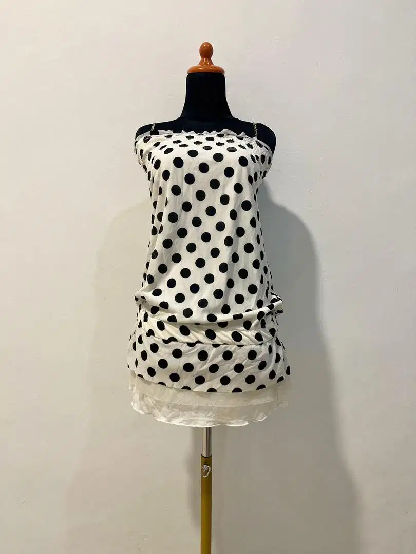 Dress tali rantai polkadot