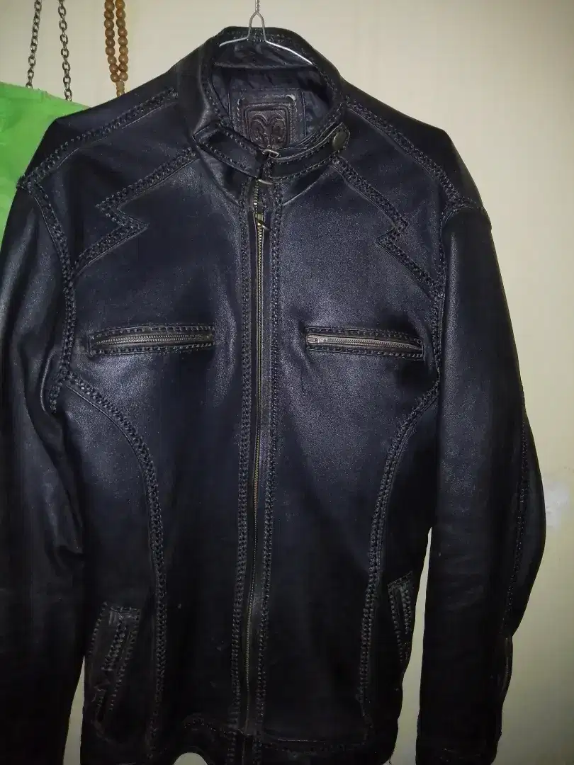 Di jual jaket kulit sulam